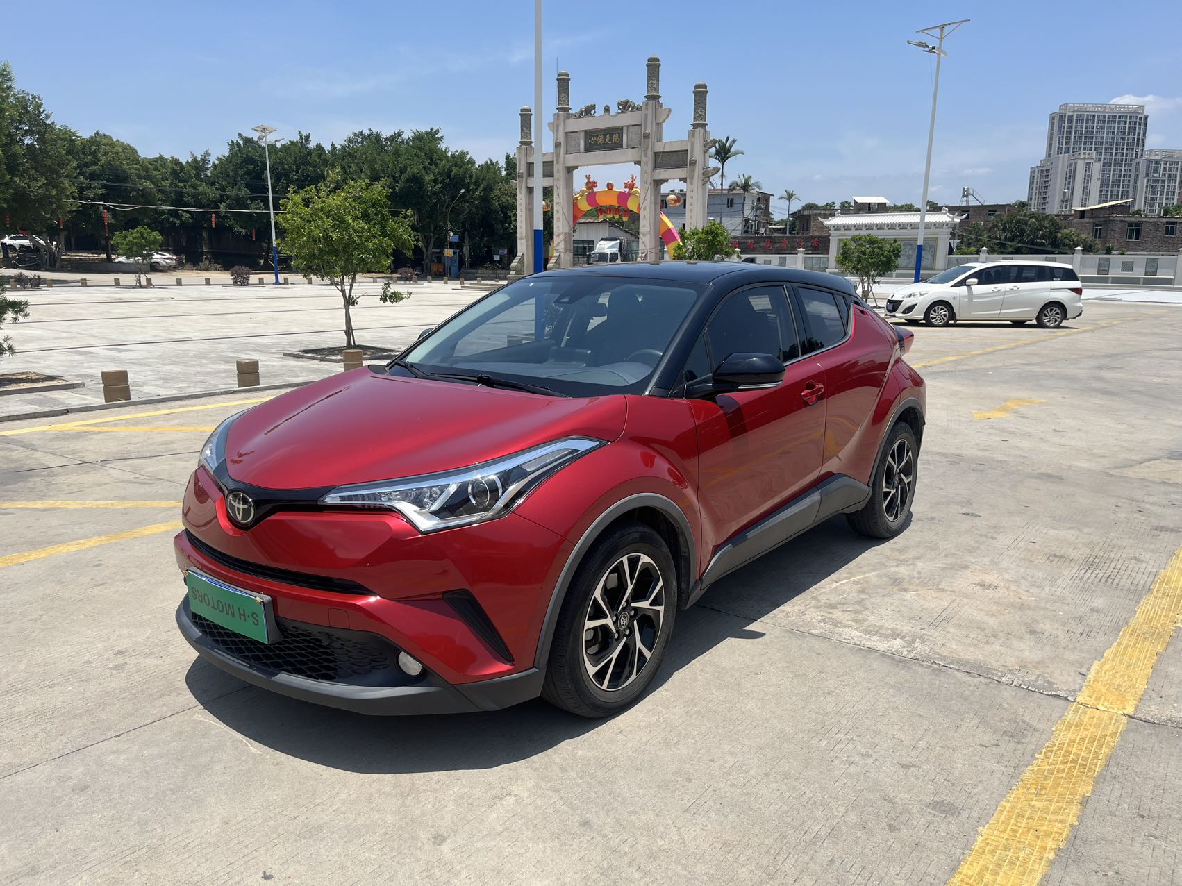 Toyota C-HR 2020 2.0L Ведущая версия