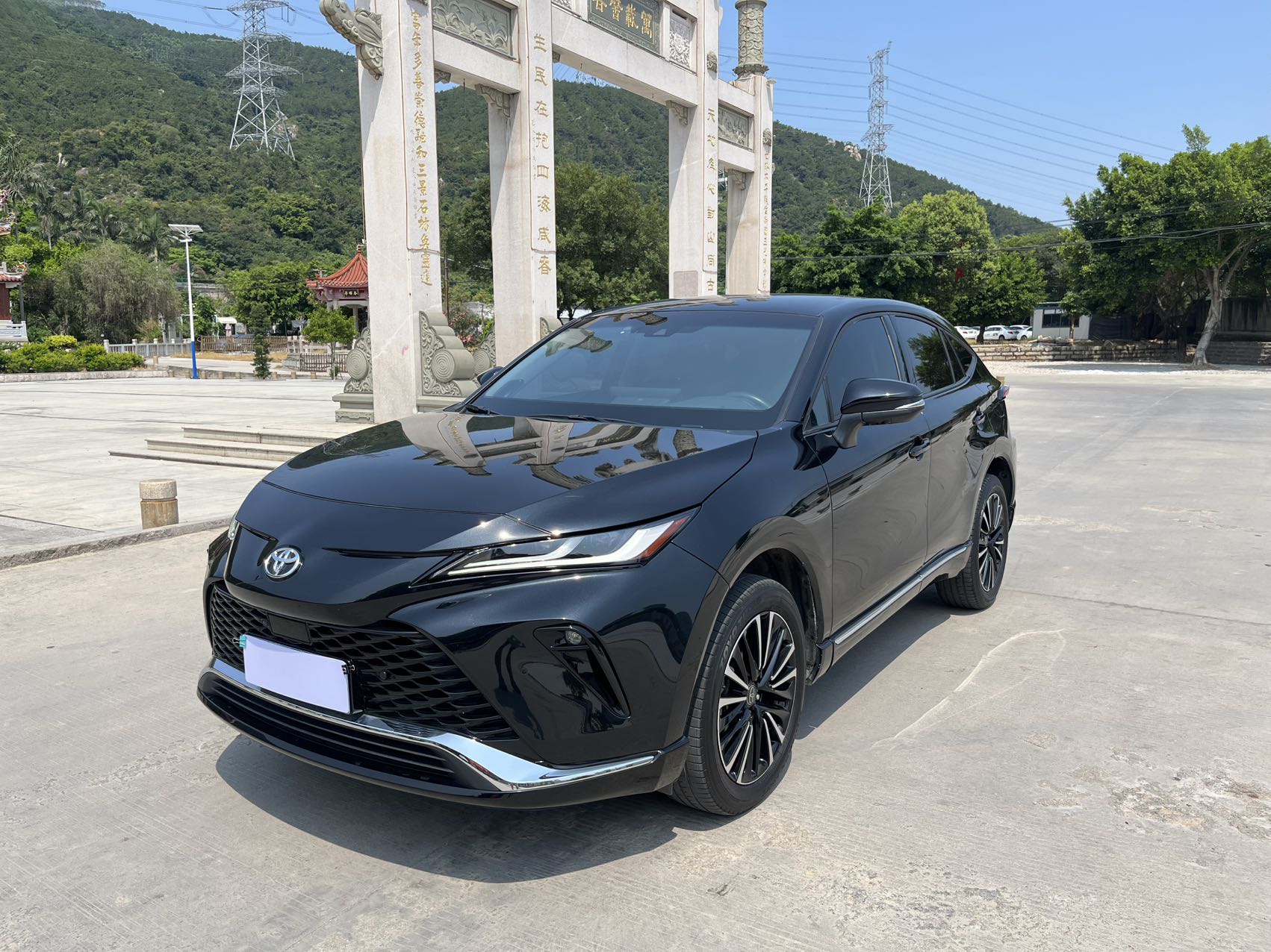 Toyota Venza 2022 2.0L CVT 4WD Ultimate Edition
